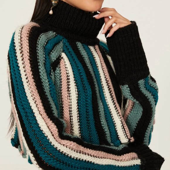 Palm Cropped Sweater by Aisling Camps - Picture 3 of 11